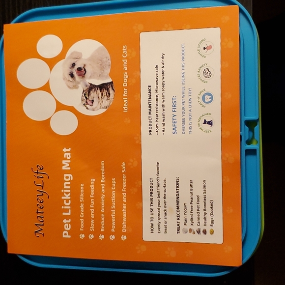 CAT & DOG LICKING MAT - Picture 4 of 4